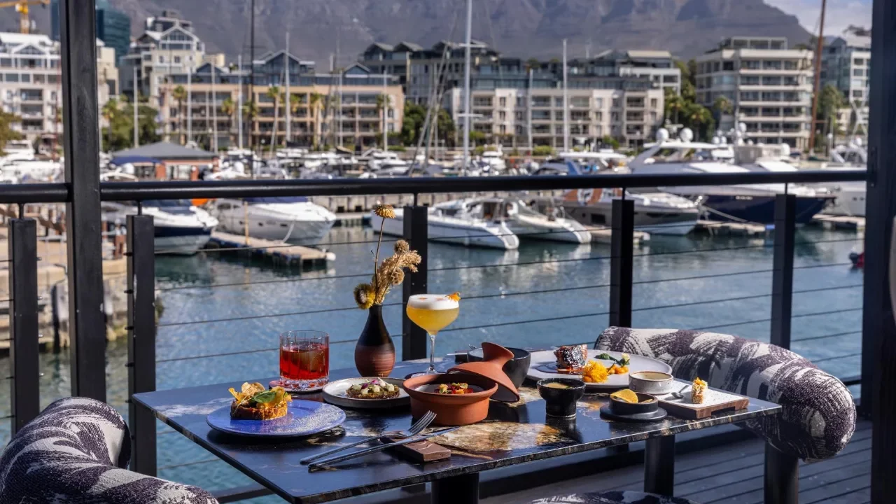 v-and-a-waterfront-restaurants-2